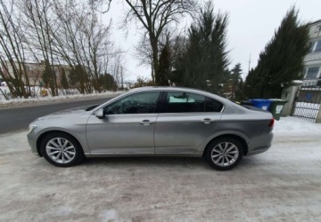 Volkswagen Passat B8 Limousine 2.0 TDI BlueMotion Technology 150KM 2015 Volkswagen Passat Volkswagen Passat 2.0 TDI (BlueMotion Technology) DSG Hi, zdjęcie 3