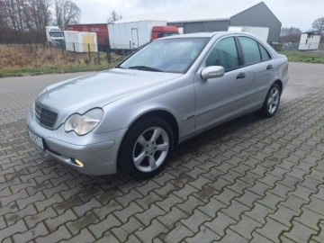 Mercedes Klasa C W203 Sedan W203 2.1 (C 220 CDI) 143KM 2003 Mercedes C 220 Automat.Auto po serwisie...Stan, zdjęcie 4