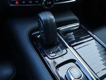 Volvo V60 II  Kombi Plug-in 2.0 T6 Plug-In Hybrid 341KM 2020 Volvo V60 T6 Twin Engine, 4X4, Automat, Skóra, zdjęcie 11