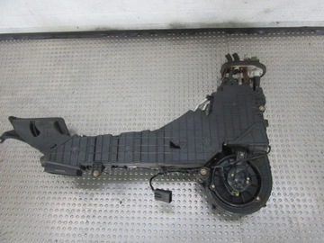 DODGE DURANGO II 5.7I 04 RADIÁTOR DMYCHADLO ZADNÍ