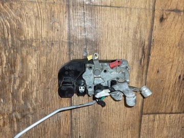 JEEP COMMANDER XK ZÁMEK DVEŘE LEVÝ PŘEDNÍ EU