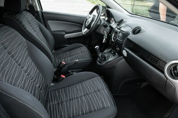 Mazda 2 II Hatchback 5d 1.3 75KM 2009 Mazda 2 Klimatyzacja ! 127 tys km. ! Super Stan !, zdjęcie 8