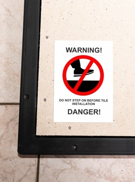 Właz do Piwnicy Podłogowy Rewizyjny 90 × 80 cm THERMO