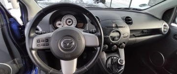 Mazda 2 II Hatchback 5d 1.3 86KM 2008 Mazda 2 1.3 benz ,bezwypadek,nowy rozrzad,tarcze klocki 1.3 Benzyna 86KM, zdjęcie 14