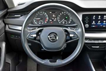 Skoda Octavia IV Liftback 2.0 TDI 150KM 2022 Škoda Octavia Skoda Octavia Bezwypadkowy / Salon, zdjęcie 14