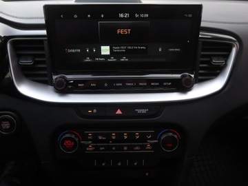 Kia XCeed PHEV 1.6 GDi Plug-in Hybrid 141KM 2022 Kia XCeed Plug-in-Hybrid, Salon Polska, zdjęcie 11