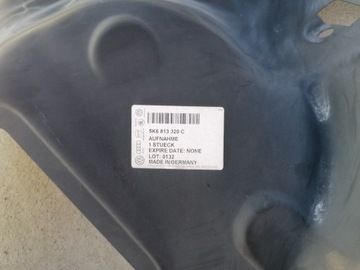 Крышка правого заднего патрона фонаря VW Golf VI HB