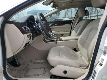 Mercedes CLS W218 2017 Mercedes-Benz CLS 550 2017 4.7l 4.7 Benzyna 402KM, zdjęcie 7