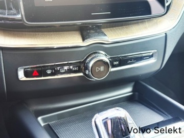Volvo XC60 II 2025 Volvo XC 60 B5 B AWD Plus Dark | Serwis ASO | Harm, zdjęcie 17