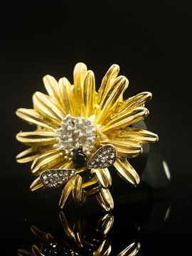 АВТОМОБИЛЬНЫЙ ДИФФУЗОР ДЛЯ АРОМАТИЧЕСКОГО МАСЛА, НАБОР ДЕКОРАЦИОННЫХ ВЕНТИЛЕЙ