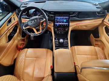 Jeep Grand Cherokee V 2023 Jeep Grand Cherokee L Summit 2023 5.7 Benzyna 357KM, zdjęcie 8