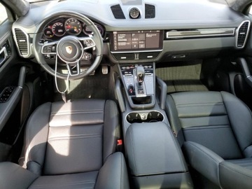 Porsche Cayenne III 2021 Porsche Cayenne 2021 PORSCHE CAYENNE GTS, silnik 4.0, naped 44 4.0 453KM, zdjęcie 7