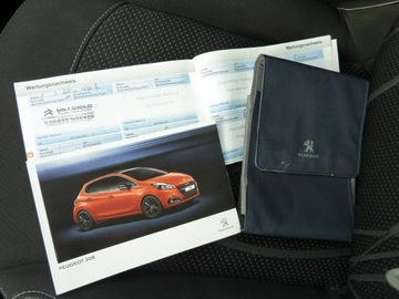 Peugeot 208 I Hatchback 5d Facelifting 1.2 PureTech 82KM 2016 Peugeot 208 ALLURE*Benzyna, zdjęcie 18