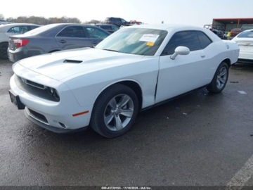 Dodge Challenger III 2022 Dodge Challenger SXT 2022 3.6L 3.6 Benzyna 303KM, zdjęcie 1