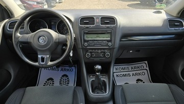 Volkswagen Golf VI Hatchback 5d 1.6 TDI-CR DPF 105KM 2009 Volkswagen Golf 2xPDC, AC auto, zdjęcie 10