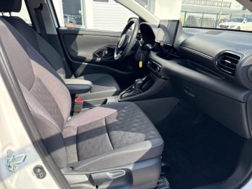 Toyota Yaris IV Hatchback 1.5 Hybrid Dynamic Force 116KM 2024 Toyota Yaris Hybrid 1.5 Style IV (2020-) Hybrid 1., zdjęcie 6