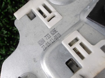 DUSTER I 10-18 ZVEDÁK OKNO PŘEDNÍ PRAVÉ ELEK.