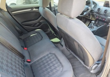 Audi A3 8V Hatchback 3d 1.4 TFSI 122KM 2013 Audi A3 Sportback 1.4 Benzyna 122KM, zdjęcie 31