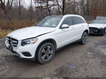 Mercedes GLC C253 2017 Mercedes-Benz GLC 300 4MATIC, od ubezpieczalni 2.0 Benzyna 241KM, zdjęcie 3
