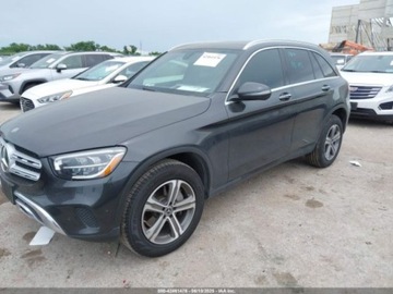 Mercedes GLC C253 2021 Mercedes-Benz GLC 300 Suv 2021 2.0l 2.0 Benzyna 255KM, zdjęcie 1
