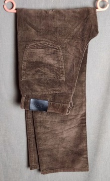 Hugo Boss Arkansas sztruksowe brązowe męskie spodnie W 34 L 32