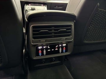 Audi Q8 SUV 3.0 45 TDI 231KM 2023 Audi Q8 45TDI Quattro Tiptronic Pneumatyka Wentylowane fotele Kamera360, zdjęcie 12