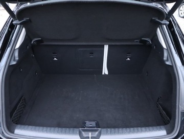 Mercedes GLA I Off-Roader Facelifting 1.6 200 156KM 2018 Mercedes GLA GLA 200, Salon Polska, Automat, zdjęcie 13