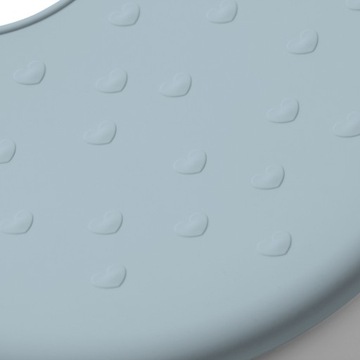 BABYONO Силиконовый нагрудник с регулируемой застежкой.