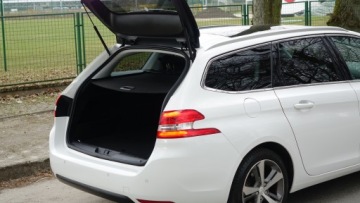 Peugeot 308 II SW 1.2 PureTech 130KM 2015 308 .. Panorama .. Ledy .. Nawigacja .. Kamera .. 2 x PDC .. Klimatronik ., zdjęcie 34