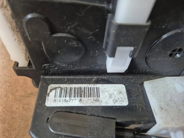 HYUNDAI IX35 10-15R ZÁMEK DVEŘE LEVÝ ZADNÍ 7 PIN 81410-2Y000