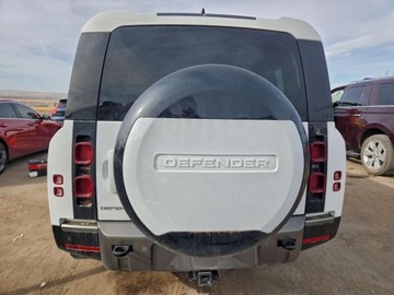 Land Rover Defender IV (L663) 2024 Land Rover Defender 130 X-Dynamic Se 2024 3.0 Benzyna 395KM, zdjęcie 2