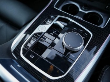 BMW X5 G05 SUV Facelifting 3.0 30d 298KM 2025 BMW X5 xDrive30d Sport Suv 3.0 (298KM) 2025, zdjęcie 14