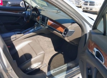 Porsche Panamera I Limuzyna Facelifting 3.6 310KM 2015 Porsche Panamera 2015, 3.6L, po gradobiciu 3.6 Benzyna 310KM, zdjęcie 9
