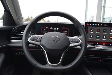 Volkswagen Passat B8 Variant Facelifting 2.0 TDI SCR 150KM 2025 Volkswagen Passat Variant 150KM TDI DSG Elegance IQDrive Alu17 Kamera360 H, zdjęcie 11