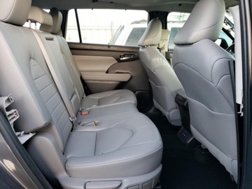 Toyota Highlander III 2022 Toyota Highlander XLE 2022 3.5l 3.5 Benzyna 295KM, zdjęcie 11