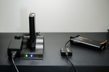 Зарядное устройство Smart Battery Deity DQC-1