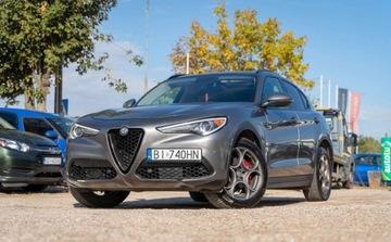 Alfa Romeo Stelvio SUV 2.0 Turbo 280KM 2017 Alfa Romeo Stelvio Alfa Romeo Stelvio 2.0 T Sport Q4 280KM 2.0 Benzyna, zdjęcie 1