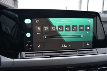 Volkswagen Golf VIII Variant 1.0 TSI 110KM 2023 Volkswagen Golf SalonPL 110KM Life Variant Pakiety Podgrzew.KierownicaFot, zdjęcie 18