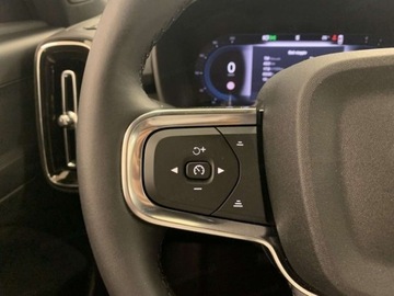Volvo XC40 2025 VOLVO XC40 B3 Plus Dark Suv 2.0 (163KM) 2025, zdjęcie 6