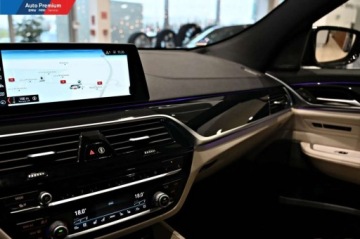 BMW Seria 6 F06-F12-F13 Coupe Facelifting 640d 313KM 2018 BMW Seria 6 640d xDriveFV23Adaptacyjny reflektor LEDNaglosnienie HarmanKar, zdjęcie 7