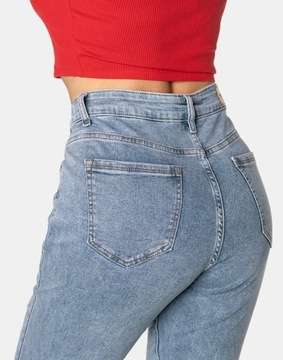 Jasne Spodnie Damskie Mom Jeans Dżinsy Zwężane Wysoki Stan Strecz 6700 W50