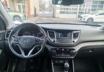 Hyundai Tucson III SUV 1.6 GDI 132KM 2016 Hyundai Tucson Hyundai Tucson 1.6 GDI BlueDrive Comfort 2WD 1.6 Benzyna, zdjęcie 9