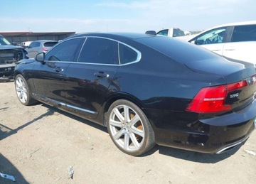 Volvo S90 II Sedan 2.0 T6 320KM 2017 Volvo S90 2017r., T6 Inscription, 2L, od ubezpieczalni 2.0 Benzyna 320KM, zdjęcie 5
