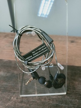 Słuchawki dokanałowe VSONIC VSD3S crystal black