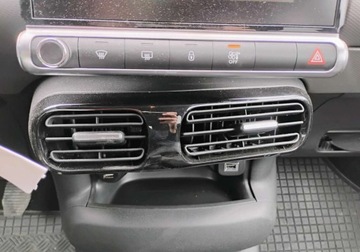 Citroen C4 Cactus 2019 Citroen C4 Cactus 2019r, Salonowy, 1.2 Benzyna. Uszkodzony. Poobijany. Jez, zdjęcie 12