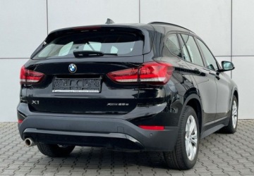 BMW X1 F48 Crossover Plug-In 1.5 25e 220KM 2021 BMW X1 xDrive Plug-In PDC Automat Led Navi Tempomat FV23 1.5, zdjęcie 7