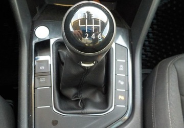 Volkswagen Tiguan II SUV 2.0 TDI 150KM 2017 Volkswagen Tiguan R-Line 2.0 Diesel 150KM, zdjęcie 33