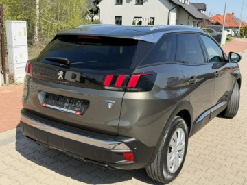 Peugeot 3008 II Crossover 1.2 PureTech 130KM 2017 Peugeot 3008 Opłacony Mały przebieg 1.2 Allure, zdjęcie 5