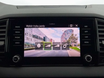 Skoda Karoq Crossover Facelifting 1.5 TSI ACT 150KM 2023 Skoda Karoq 1.5TSI 150KM Sportline SalonPL SerwisASO Acc Virtual Matrix Ke, zdjęcie 32