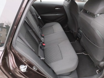 Toyota Corolla XII TS Kombi Facelifting 1.8 Hybrid 140KM 2023 Toyota Corolla 1.8 Hybrid Comfort Seria E21 (2019-, zdjęcie 13